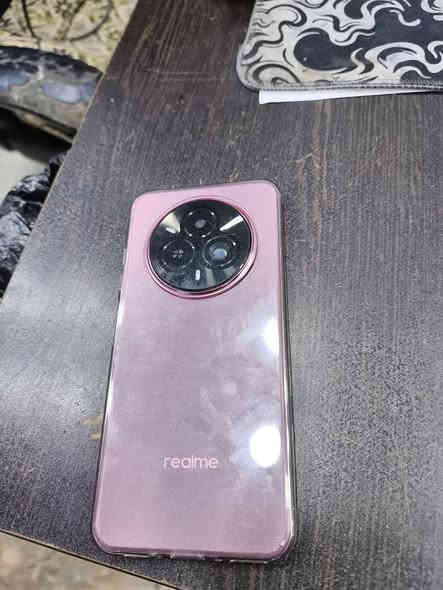 ريلمي 14 pro صيني ذاكره 512 بس اعتقد وهميه يفيد لتصفح و شويه العاب 
سعر 50
رقمي, *********** السماوا
