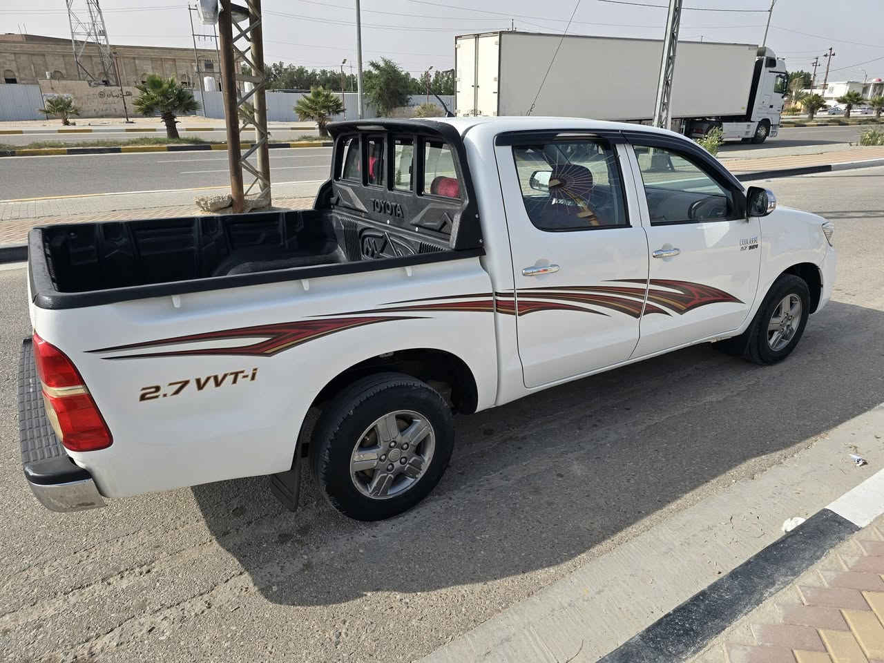 هايلوكس 2014 رقم واسط كير عادي  سنويه منهيه قبل شهرين دولي تحول بلبصره بسمي سياره كفاله عامه الساير كويتي شاصي 19  محرك شرط لاينقص ولايبخر العنوان بصره سفوان السعر ٢٠٧
رقم تلفون***********
