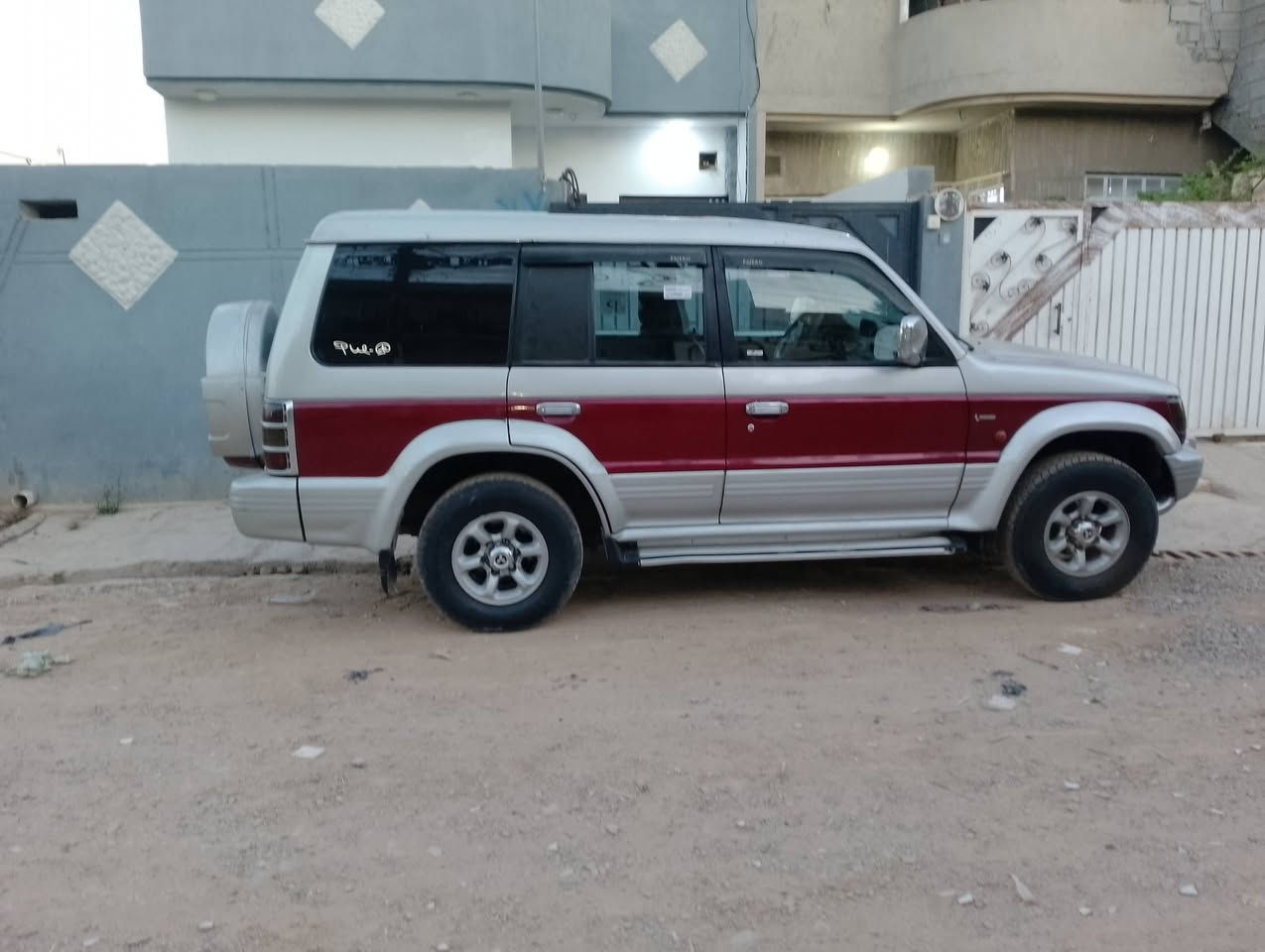 مستبوشي موديل 93شرط التحويل السعر 57بيها مجال ***********؟؟؟؟***********
