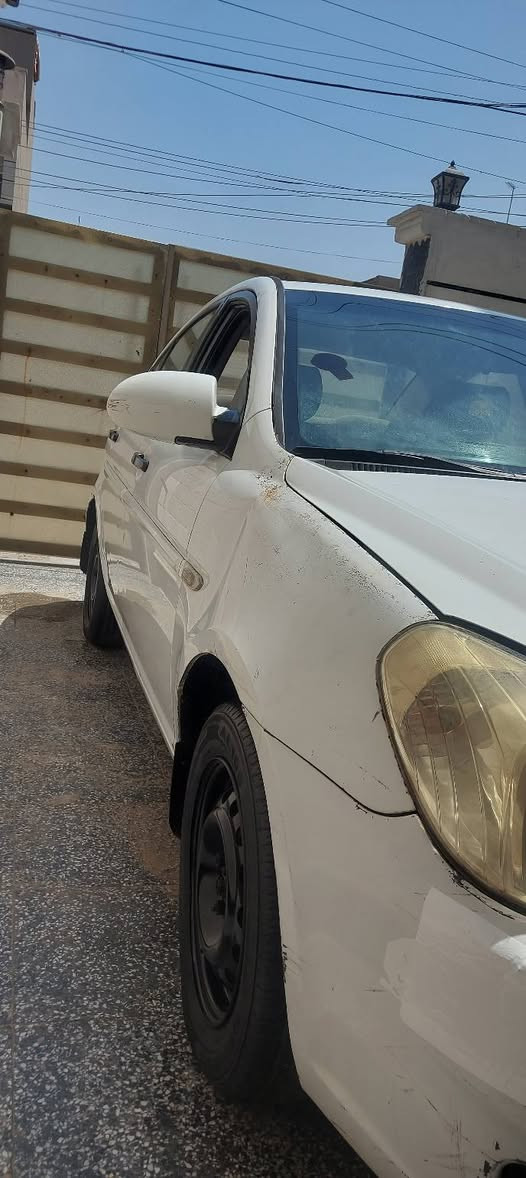 اكسنت 2009 خليجي بيهة 3 قطع صبغ لباقي بلاد 
بيهة خيط تبخير 
رقمهة شمالي 
سنويتهة لشهر ال8 بهاي السنة 
السعر ((85))
***********
