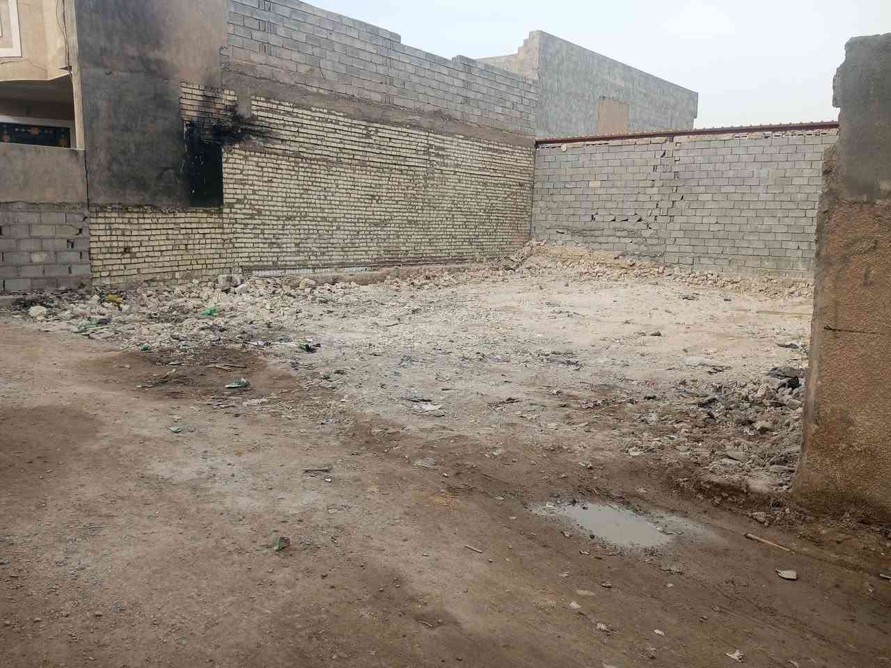 قطعة ارض للبيع المساحه 200ابيع منها نص مية متر 11مليون الجولان الثانيه قريبه على جامع نبي الله يونس ***********
