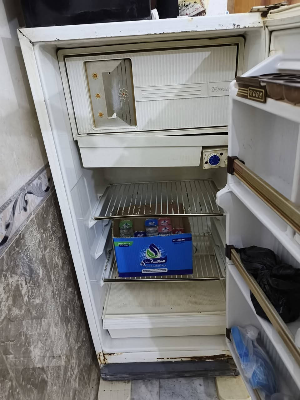 سلام عليكم
ثلاجه للبيع صغيره طولهه متر ونص
شغاله كلشي ما بيها
السعر 100 ألف وبيها مجال مكاني رميثه
اتصل عليه ما متواجد ع فيس
***********
