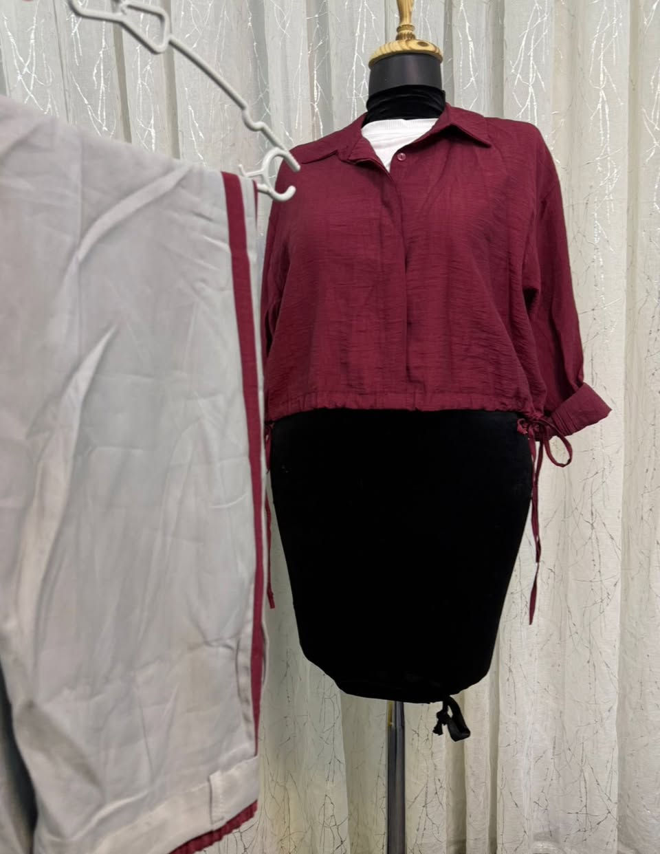 سوتات جديد سعر القطعه ١٥ الف فقط خامة فد شي 
#الجميع


**إذا كنت صاحب هذا الإعلان وتريد حذفه لأي سبب، رجاءا أرسل رسالة إلى الدعم الفني**