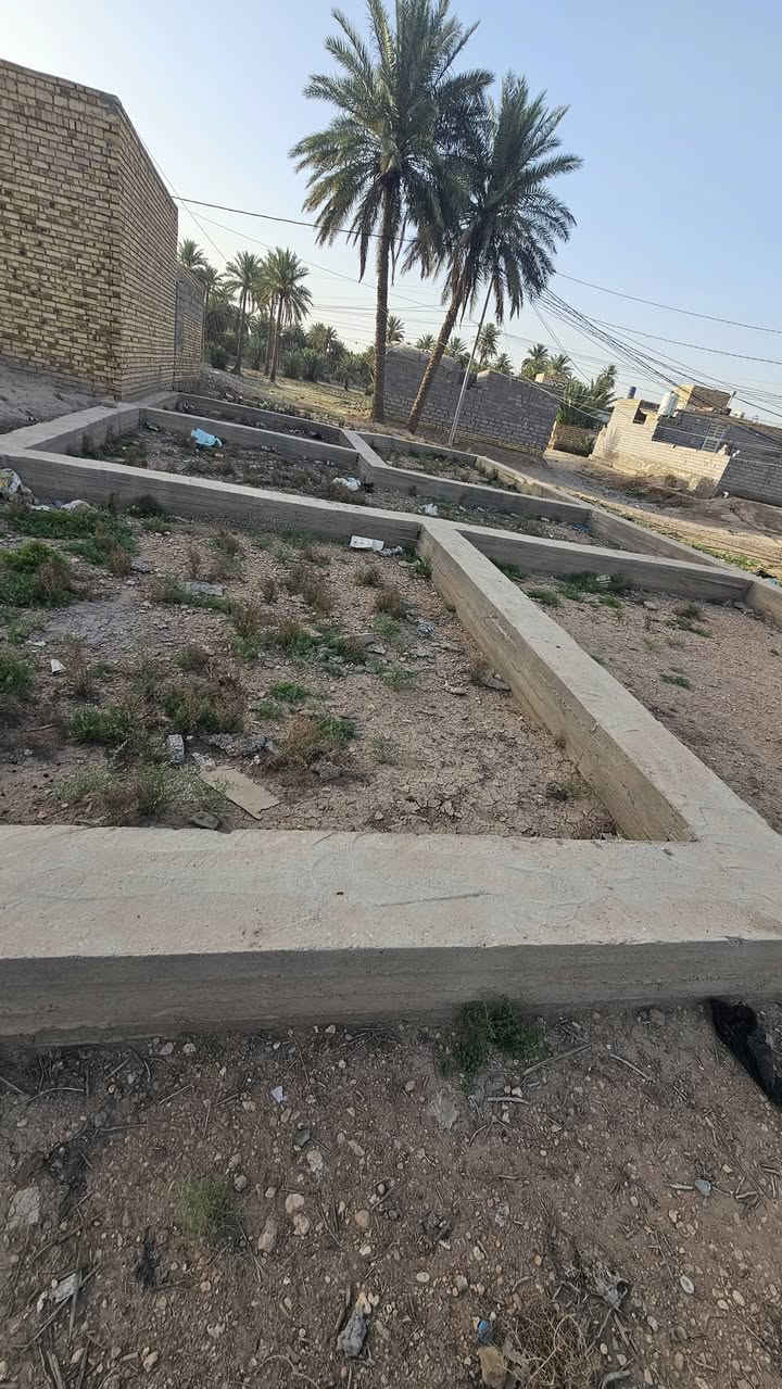 قطعة للبيع طابو زراعي سند 25 المساحة 225م مدفونه وبيها بوكس صب خريطه مرتبه
المكان خلف المستشفى عبر الجدول قرب بيت ابو صبرية 
قريبة جدا عن الشارع الدولي الجديد خدمات متوفر 
السعر المطلوب20 مليون وبيها مجال
للاستفسار اكثر اتصل ***********
