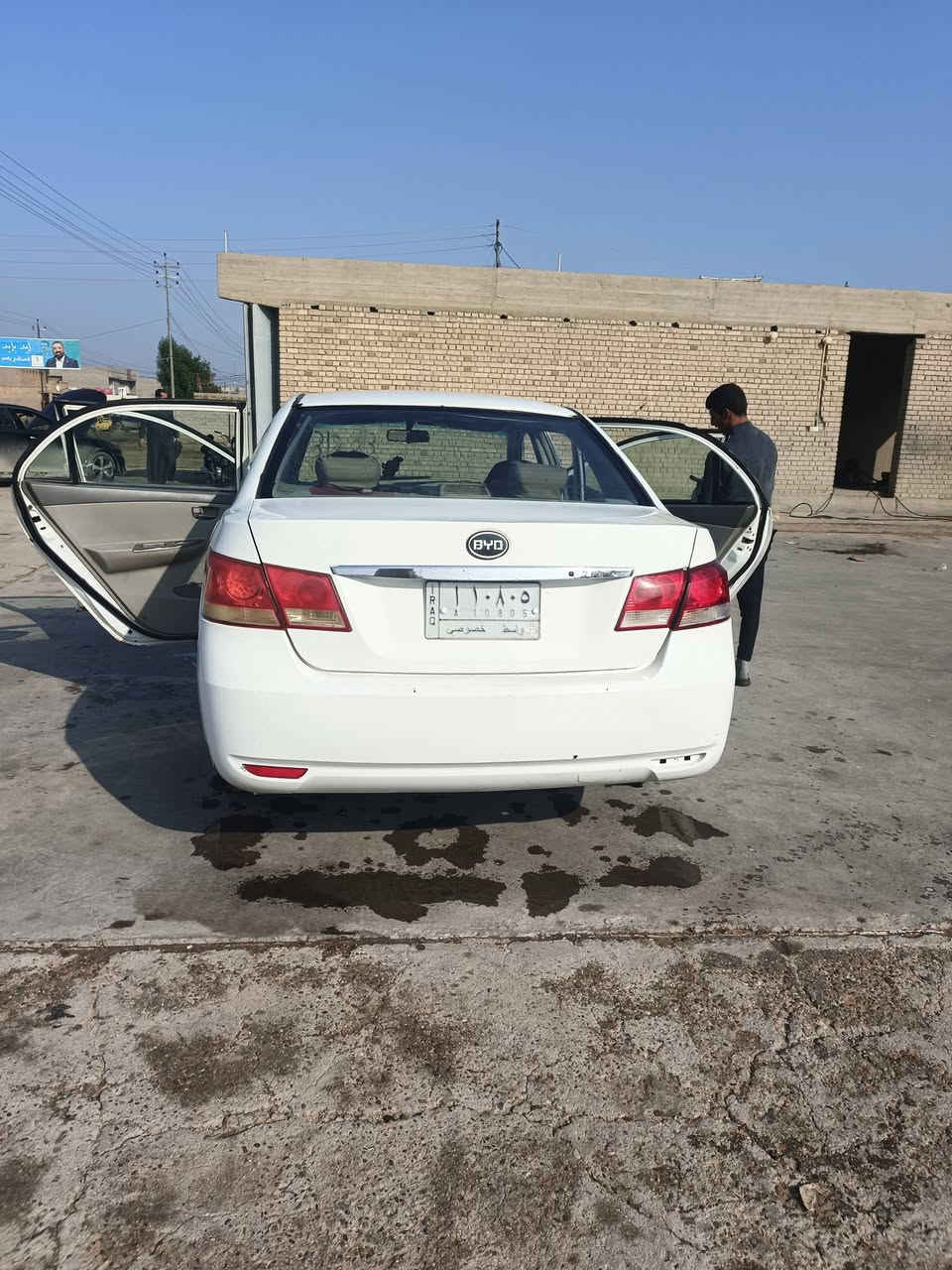 السلام عليكم بي وأي دي G3 2013  بصمه سياره جاهزه كير مكينه خير من الله تبريد نقص فقط كمبريسر وصدر دبلات اماميه مصبوغه عام مكاني بابل أبي غرق *********** اليشتري شرط التحويل إذا يكول سبوعين واحول ما ابيعله  سعره 39   بيها غرامه 300 تنزل من سعر
