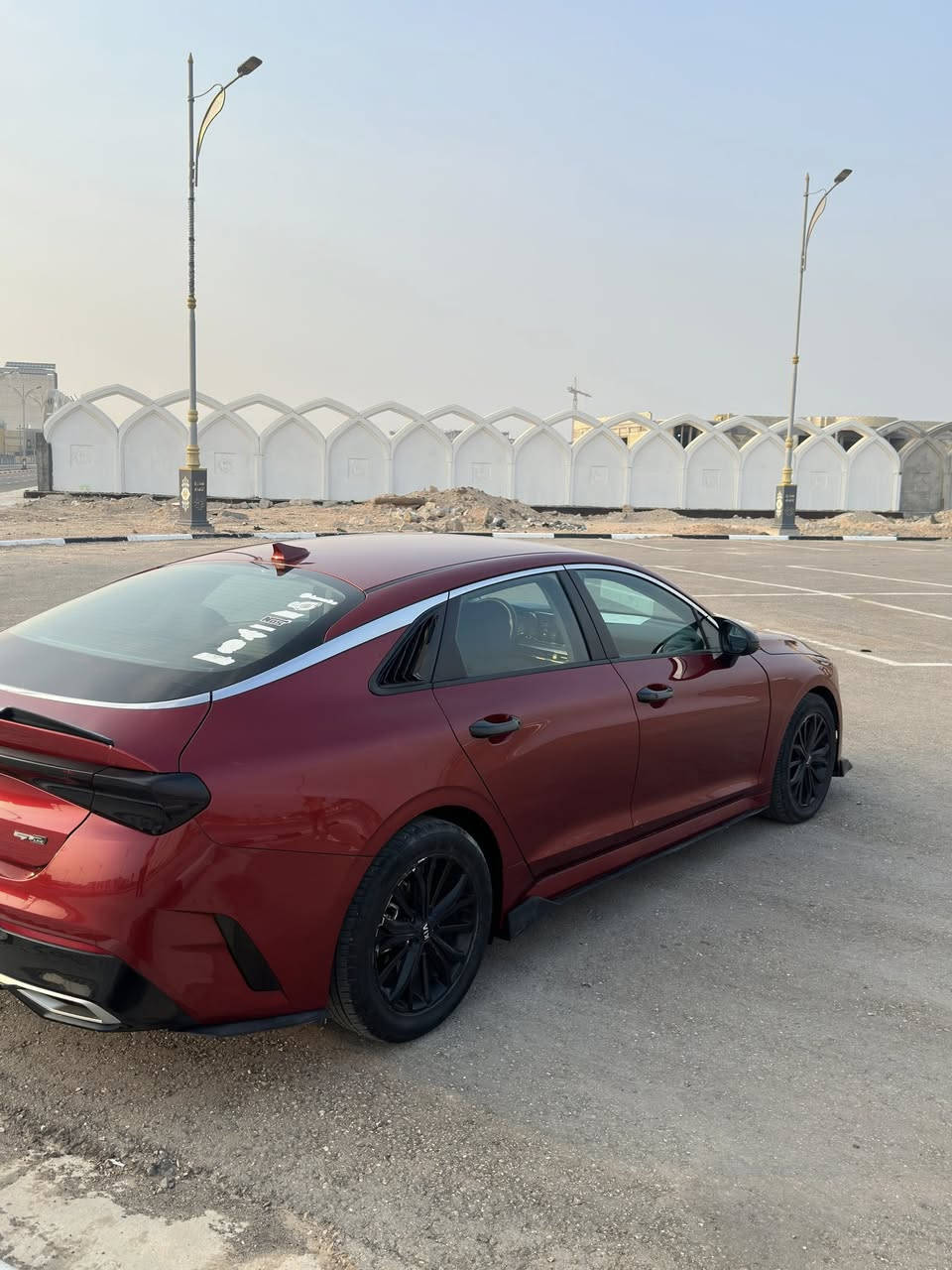 الـسـلام عـلـيـكم
كيا كي فايف // k5
للبيع او مراوس فقط بجينسز 
موديل السيارة :-2021
الفئة:-   LXS
مواصفات السيارة؛-

1-محرك 1.6 توربو 
2-بصمة 
3-رادار امامي
4-رادار خلفي
5-توقف ذاتي عند الرجوع
6-اشارة بالمري (نقطة عمياء)
7-صندوق يفتح عند الوقوف امامة
8-تشغيل عن بعد 
9-سايد بريك دكمة
10-اوتو هولد 
11-تحديد مسار
12-قيادة شبة ذاتية
13-اوامر صوتية 
14-شاشة اصلية كار بلي و اندرويد اوتو 
15-رقم السيارة شبة مميز 
16-كاميرا خلفية وكاميرا قلاب 
17-كروس كونترول (تثبيت سرعة)
18-لد نهاري
19-توقف ذاتي عند الرجوع للخلف
20- تحذير عند فتح الباب
21-اربع انظمة قيادة(NORMAL-SPORT-SMART-COCITM)
22-ترحيب عند الوصول يم الباب
23-تبريد مناخ منفصل
24-السيارة حرفيا كلشي ما ناقصها شغل واطلع
رقم اربيل تريد وكالة تريد تحويل

ممشى في امريكا 46mi
ممشى السيارة الحالي 73mi 

        حادث السيارة جداً بسيط جاملغ جهة السايق مبدل نفس اللون وشبر بالبنيد راجع بارد ومصبوغ على كد الشبر

السيارة عليها تعديلات للجمالية:-
 ويل رياضي ، لحية ، دوسات جانبية ، كفرات مراية باتمان ، سبويلر خلفي ،زعانف خلفية ، انارة داخلية كاملة يتحكم بيها بالمبايل ، كفرات يدة سود ، تغليف بكلايت خلفي ،
———————-
السيارة مال جناي وكلش مداريها وارقى الدهن يندارلها وقبل فترة بدلت دهن كير ما ناقصها اي شي 
———————
السعر 165 ورقة 
——————-
للأستفسار:-
***********
            ***********.
