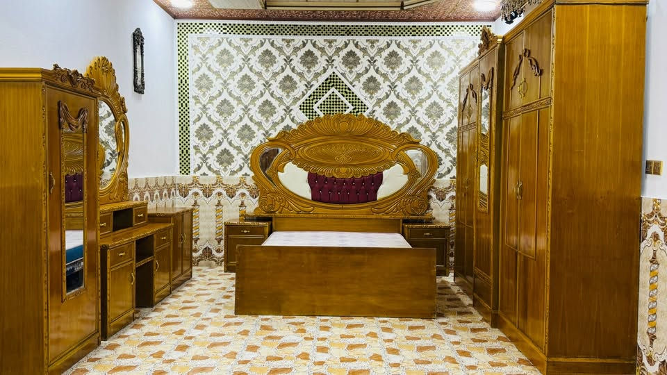 سلام عليكم يوجد اشكال الغرف النوم للبيع وأسعار مناسبة جديد ومستخدم العنوان الرمانه يم الجسر الاستفسار ***********
