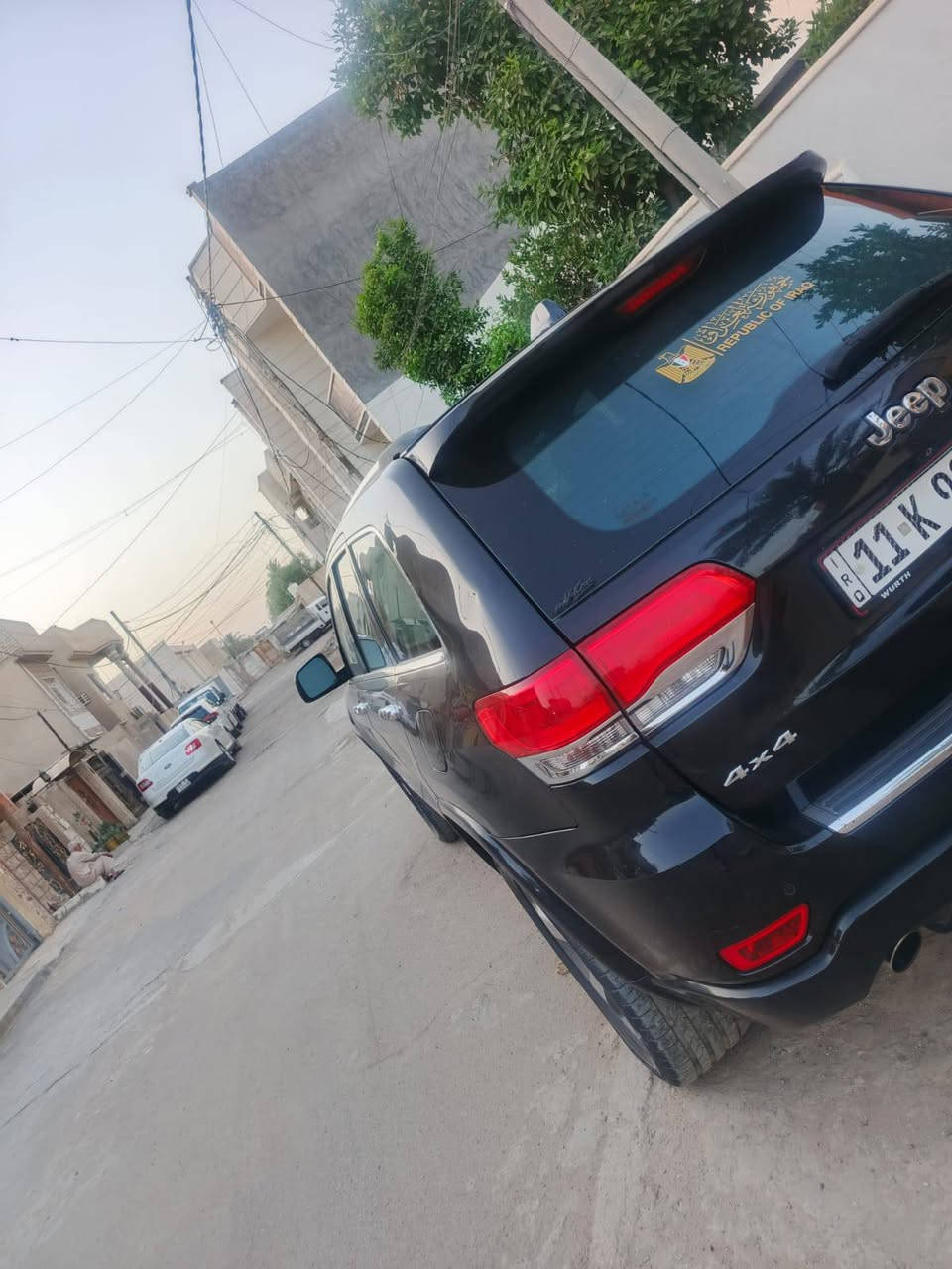 السلام عليكم . جيب شيروكي اوفرلاند2015 واردخليجي هيمي محرك 5700 فول مواصفات اربع قطع صبغ ابيعلك حزام حتى ماتعبك محرك كير تبريد خير من الله طخم تاير باتري جديد رقم بغداد نوعا مامميز وحلو شغل واطلع وين ميعجبك ترايك مكاني الدوره تواصل علواتس مموجود عالفيس السعر 16500$ بيها مجال قليل اذا شراي بالخدمه ***********
