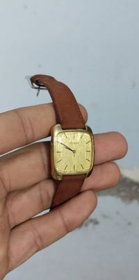 تيسوت سويسري • ذهب 10 مايكرو • نضيف ومضبوط