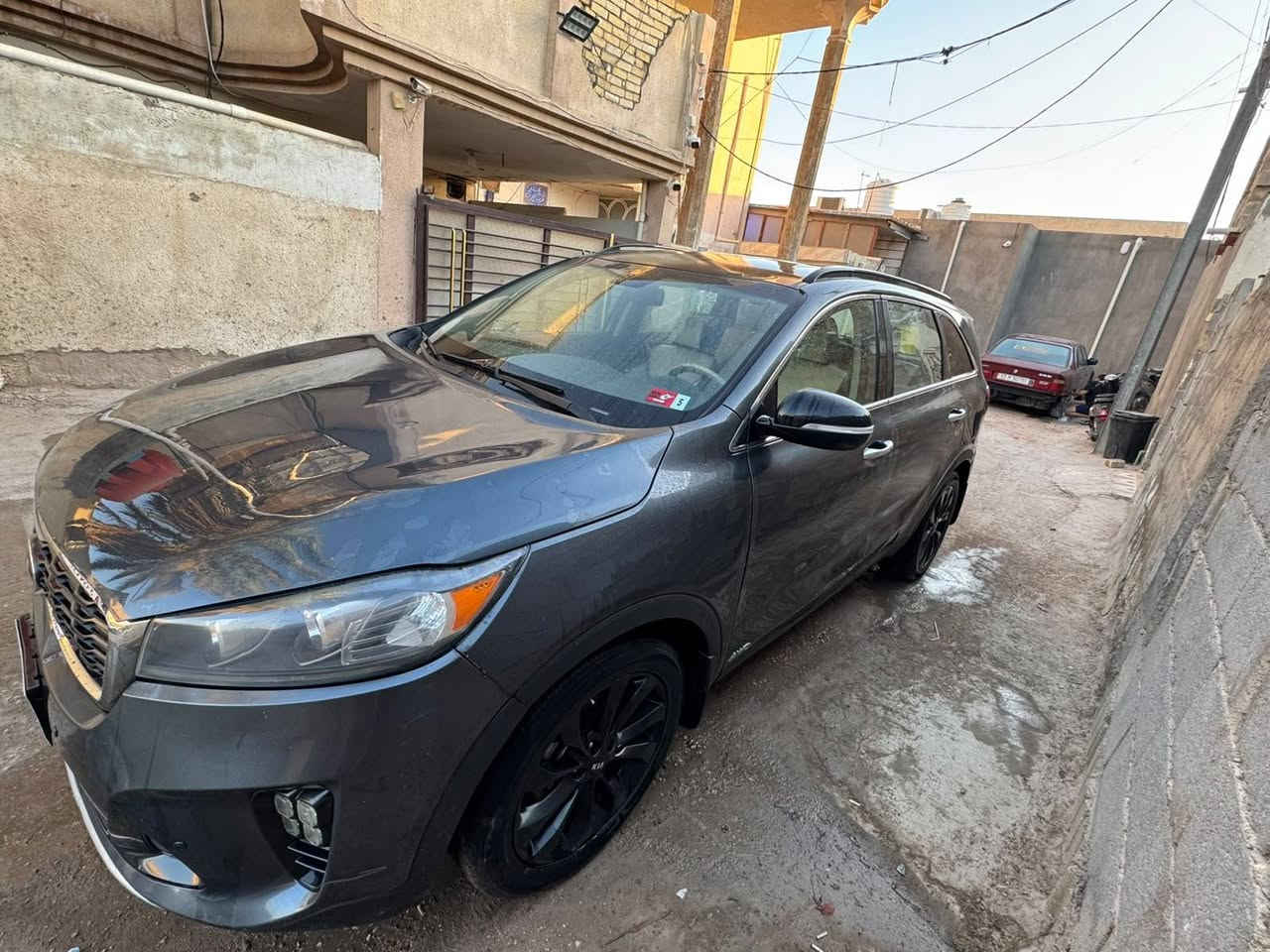سلام عليكم بيع او مراوس 
سورنتو 2020 وارد امريكي ضربته باب وبنيد وبيهه ملاحظات ايرباك استيرن فقط السياره فور ويل محرك 6 سلندر مواصفات فول ما عدا الفتحه السياره ما متعوبه مال بيت ماشيه 94 ميل رقم بغداد مكان السياره بابل رقم الهاتف *********** السعر 188 ورقه وبيهه مجال
