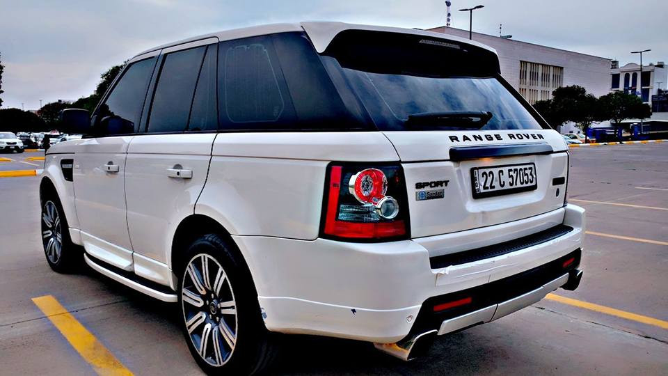 ڕەنج ڕۆڤەر مۆدێل 2012 فول مواسەفات سڵاید سوکان تەحەکوم تەحدید سورعە ئاوێنەکانی ئەخەوێت ناو جلدی قاوەیی مات دۆسە حاسە  کوشن شاشە بێ بۆیاخ بێ ئێرباگ بۆ زانیاریی زیاتر*********** أربيل, العراق
