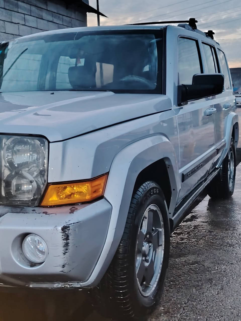 سلام عليكم سياره جيب للبيع مديل 2007 رقم نگليزي بصرة
سعر 70وبيه مجال مكاني بصرة هارثه رقم الهاتف ***********
