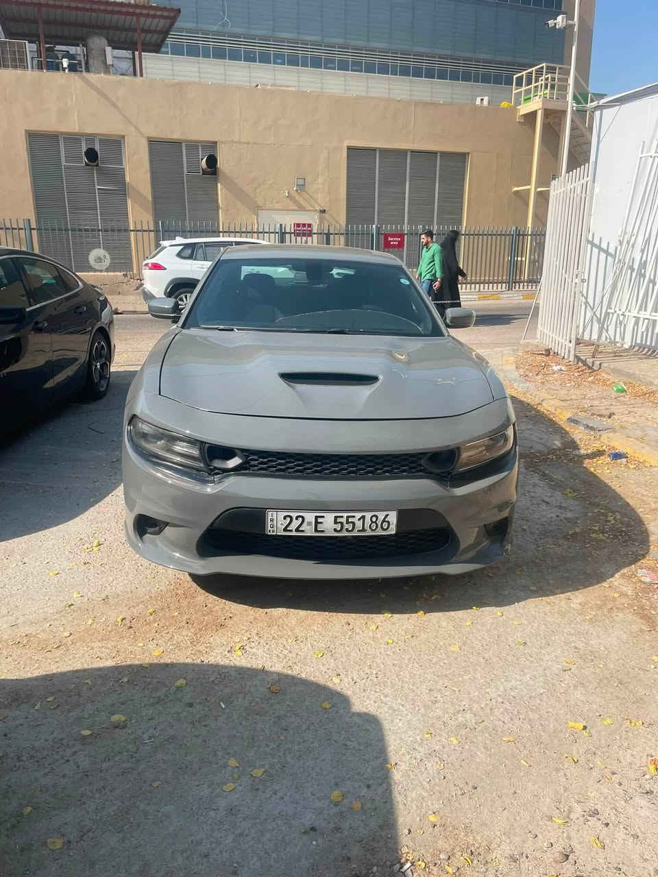 السلام عليكم…
جارجر 2017 اربيل لون اسمنتي للبيع
وارد امريكي حادثها مرفق مع الصور 
مواصفات فوول sxt
الموقع بغداد
السعر المطلوب / 170 ورقة وبيها مجال بسيط
التواصل / ***********
