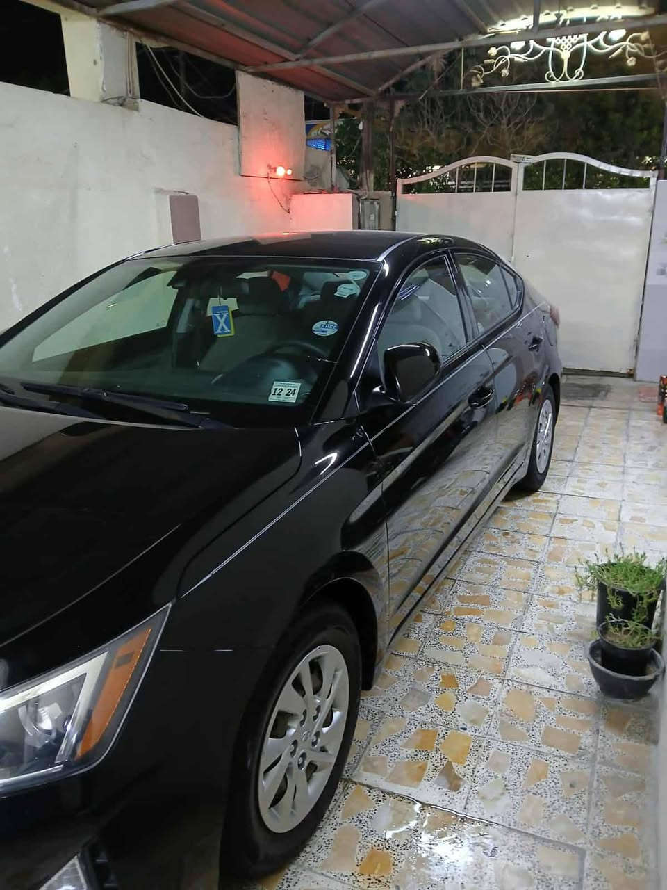 السلام عليكم
النترا 2020 وارد امريكي رقم اربيل الدولي بأسمي سنوية 
ماشيه 60 
محرك 2000 دوش 
 حادثهة فقط باب خلفي صبغ بدون تبديل 
نظيفه جدا واحلى من الصور 
135 بي مجال بسيط 
مكاني بغداد الشعلة 
***********
