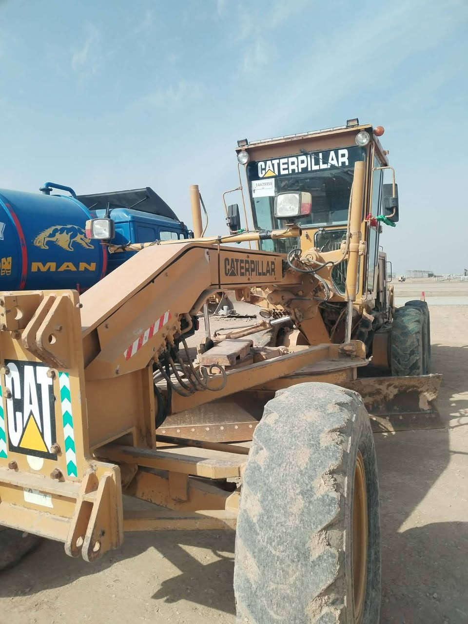 اللبيع كريدر جي 140 جاهز الشغل مرقم مكينه كفاله ***********
