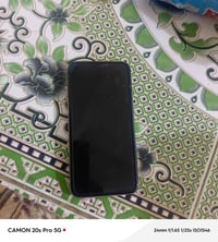 ايفون اكس اس ماكس • بطارية مبدلة • فطر بالظهر