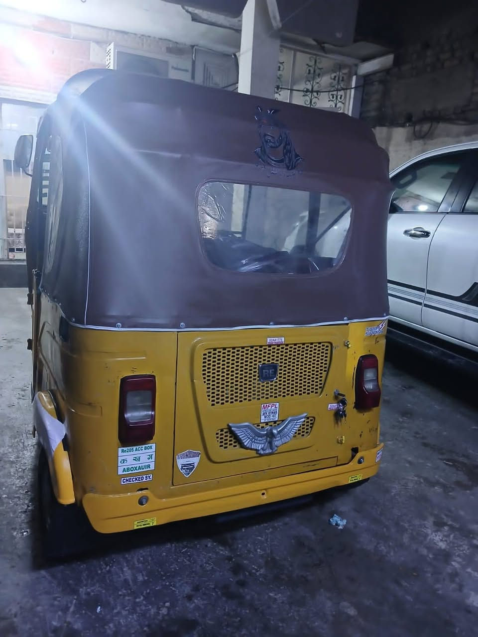 السلام عليكم
تكتك 2021 شهر السادس
مرقم بغداد سنوية بسمي تحويل ثاني يوم
جاهزة تكتك حلوة وجديدة

السعر 8 ملايين وبيها مجال

العنوان بغداد مدينة الصدر

للاستفسار الاتصال على الرقم

***********
