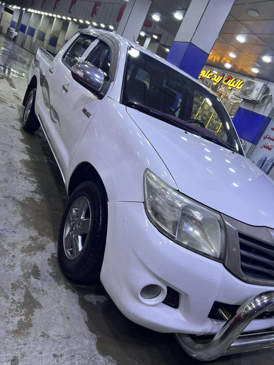 السلام عليكم ورحمة الله وبركاته هايلوكس2013 شاصي 2019 للبيع سيارة حلوة ونظيفة بيها ربع جامرلغ خلفي صبخ وبارد على كد شبر  سعرها 195مجال كلش قليل مكانها ديالى بعقوبة رقم تصال ***********
