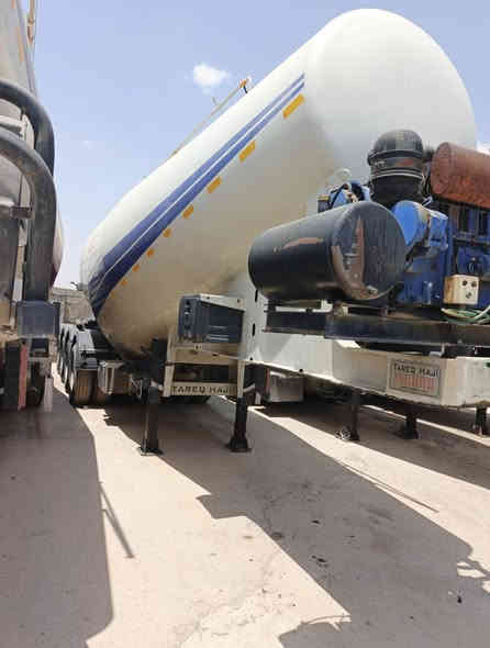 سايلو طارق حاجي للبيع اربع  دناكير تايرات نص عمر دويز وضاغطه مضبوط جاهز للشغل فصخ وربط مرور سليمانيى السعر 355 للاستفسار***********
