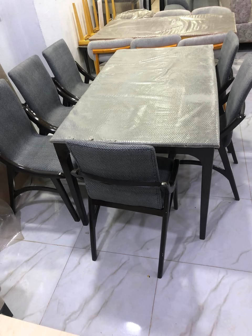 سلام عليكم ورحمة الله زبائن موبيليات سردار وصلت وجبه جديده من ديوان وقنفات باحلى واحسن موديلات وكواليتي عالي علما نظام القسط والكاش نفس السعر عنواننا خانقين سبعه نيسان طريق جبراوه مقابل اسكلة خورشيد اهلا وسهلا بكم في موبيليات سردار ***********
