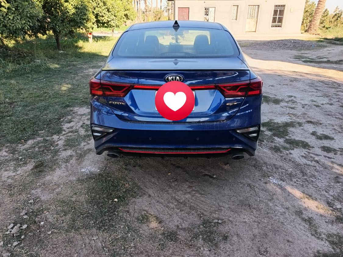 فورتي موديل 2021فول واحدٍ على واحد ضرره شبر بلبنيد بارد امين كدامك وشخط باب سايق هم مبين فقط جي تي امراوس وفرق او بيع سعر 145 ‭0776 408 2662‬
‭0750 615 9665‬//
