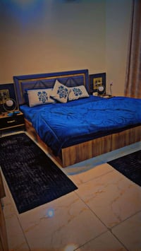 مؤثثة ديلوكس • نظام مكاتب • كرادة خارج