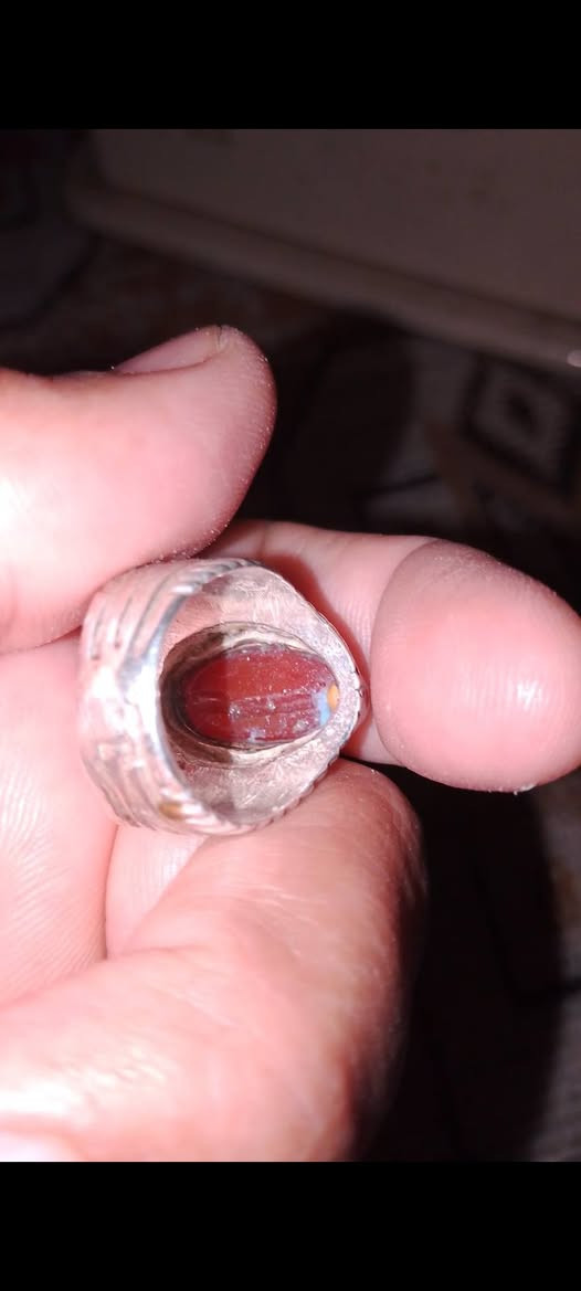 اللهم صل على محمد وال محمد يمانيه حمره قديمه الحجره مشكوله منقوشه عبارة ياكافي المهمات


**إذا كنت صاحب هذا الإعلان وتريد حذفه لأي سبب، رجاءا أرسل رسالة إلى الدعم الفني**