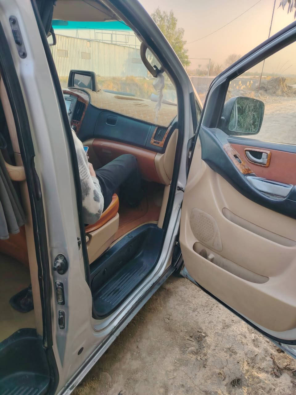 سلام عليكم ستاركس البيع مديل 9مفتوح سياره خير من الله محرك كير حداديه تبريد كهربائيات سياره خير من رقم واصط نكليزي تصل بيك خير ودلل***********
