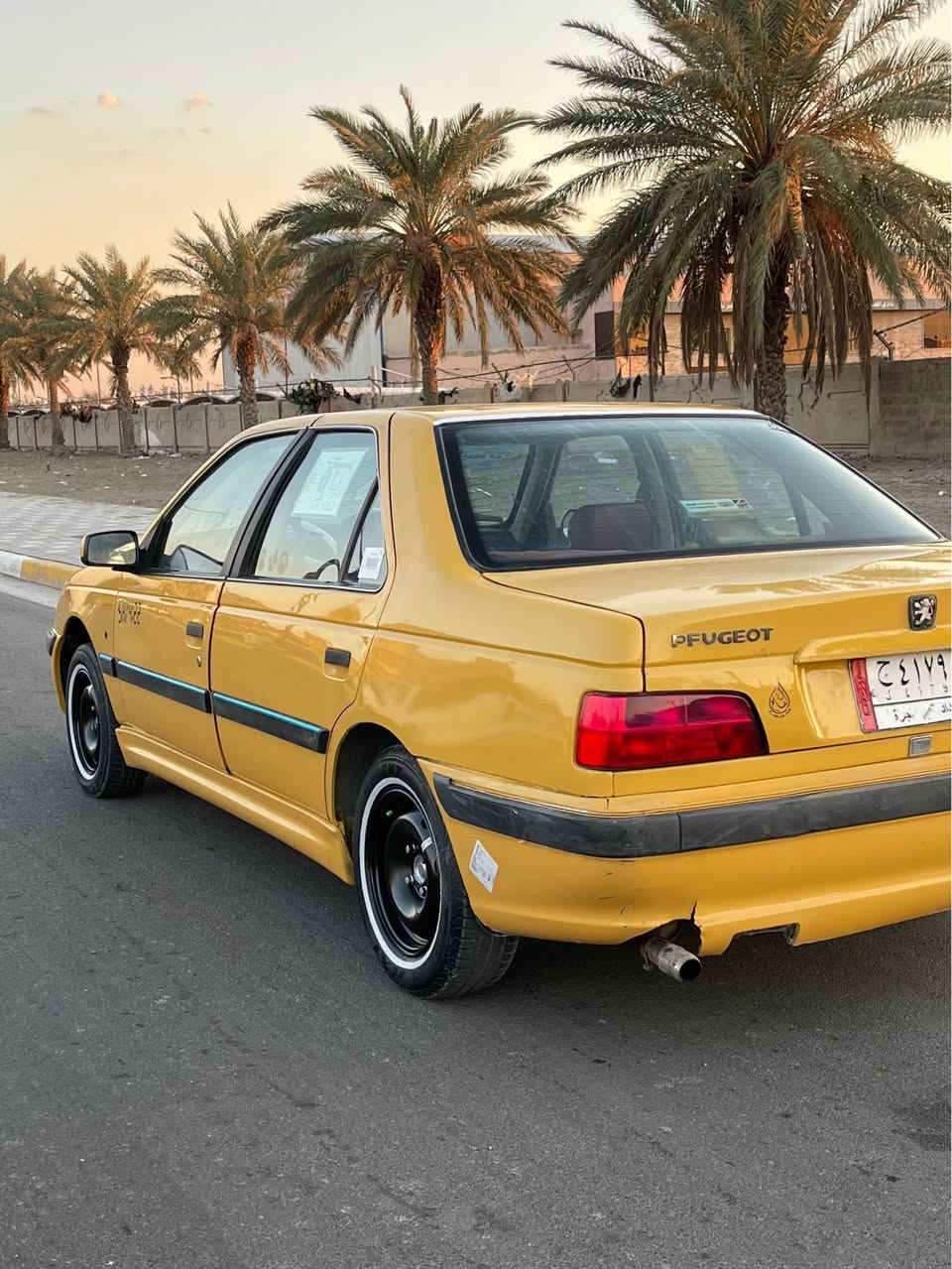 السلام عليكم عندي بيجو بارص موديل 2015 بغداد وين مكان تتحول مشروع وطني كل نقص مابيه مكينه وكير خير من الله بيه صبغ جاملغ بس هيئه غرامه مصفره شرط تحويل سعر 37 بيه مجال لطيبين مكاني البلديات وهاذه رقمي *********** بغداد, العراق
