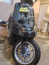 سعر 300 بس يعوزو باتري تواصل 07719830032