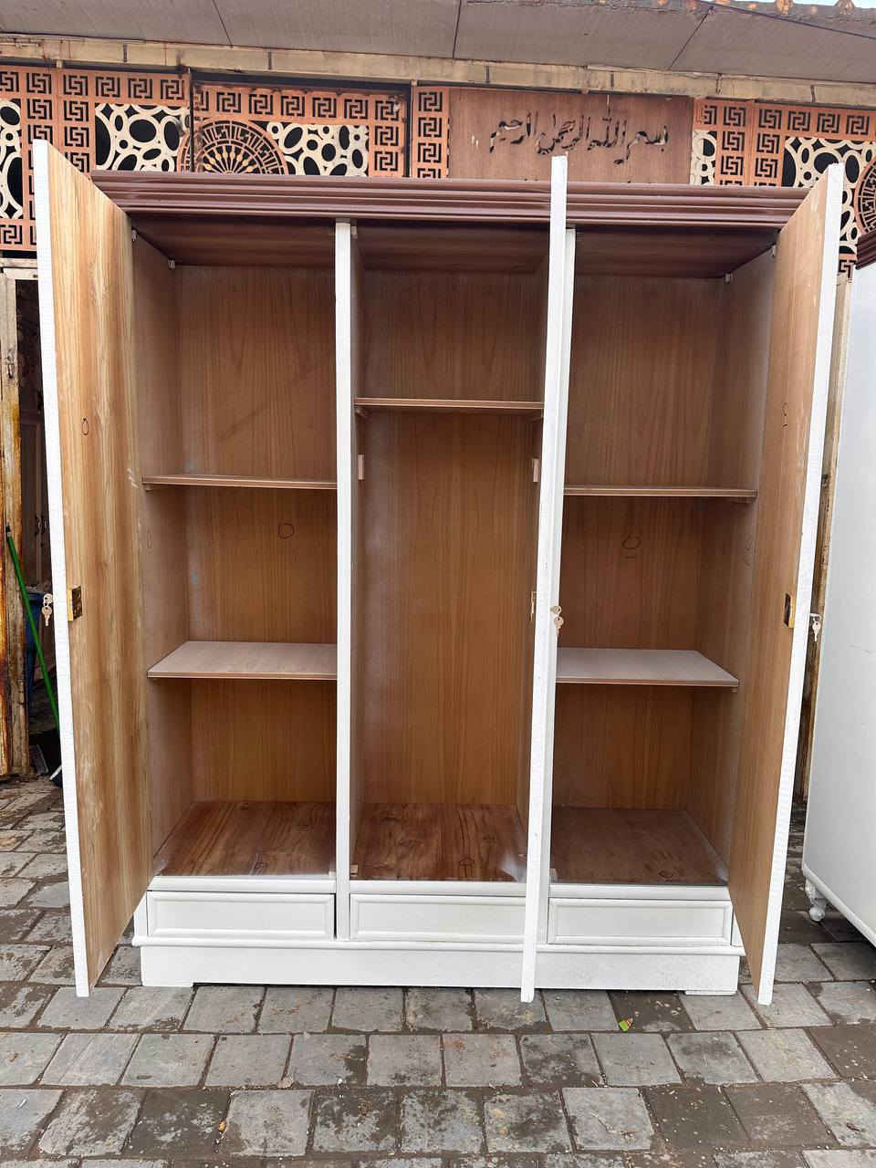 كنتور ٤أبواب و٣أبواب لاستفسار خاص


**إذا كنت صاحب هذا الإعلان وتريد حذفه لأي سبب، رجاءا أرسل رسالة إلى الدعم الفني**