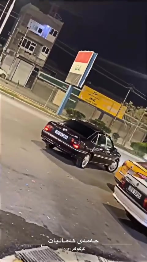سلام عليكم اوبل فكترا موديل ٩٣
محرك ١٨
گير عادي
سلايت
للعلم سيارة بيلاد تبريد بس تبريد مايشتغل
تاخم تاير ويل جديد
صبغ عام للجماليه
رقم أربيل
هزة جديد شرط تحويل او وكالة
 سعر ٥٦ بيها مجال 
مكاني كركوك
موبايل:***********
