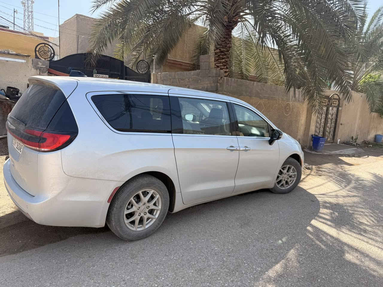 للبيع
باسفكا وارد موديل 2024 حادث بنيد
سعر220 ورقة وبيه مجال حجم محرك 3600
بصمة تشغيل أبواب كهربائية صندوق كهرباء 
شاشة وكامرة دوارة ثلاث قطع تبريد تحكم مركزي
7 راكب تشغيل عن بعد رادار تحديد مسار توقف ذاتي
سيارة جديدة رقم اربيل الجديد فحص وهزه جديد 

***********
