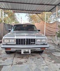 سوبر كراون للبيع موديل 1980 رقم انكليزي ابسمي السنويه الغاية 2030 محرك...