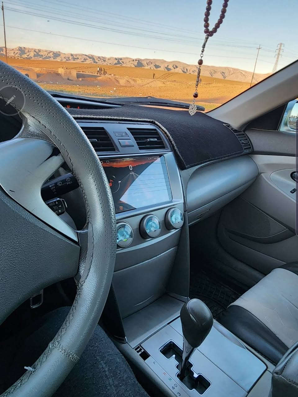 کامری مودیل 2009
رەقه م و سه نه وی جدید 
گیرو مکینه بشه رت 
سیارە پاقژە و بێ مه سرەفه 
شه ش قتعه سبغ 
سعر ‌‌‌‌‌‌‌‌‌87 و مجال
مشته ری بی تله فونێ بکه *********** دهوك, العراق
