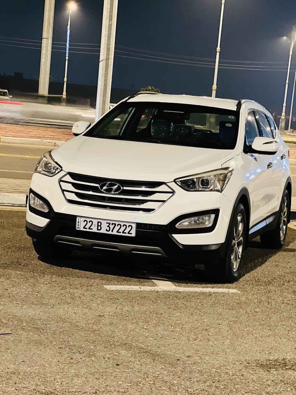 سلام عليكم
هونداي  سنتافي موديل 13 
7راكب تبريد ثلث قطع 
مكينه 2400 كير محرك حداديه خير من الله تبريد ثلج تخم تاير جديد دواخل جديده والسياره كفاله من الصبغ والضربه والتبديل 
وراد خليجي رقم اربيل دولي بسمي سنويه جديده تحويل مباشر السياره جديده مناقصه برغي استخدام شخصي 
السعر 155وبيها مجال 
للاتصال ‭٠٧٧١ ٢٩٨ ٢٠١١‬ مكاني كربلاء
