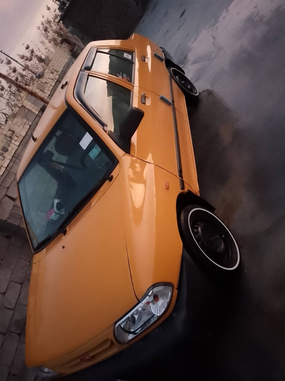 السلام عليكم سايبة للبيع موديل 2018 مكفولة عدة ربع جاملق لمامي صبغ ليمنة سيارة جديدة مال جناي مكينة مكفولة بسمي سعر 55 وبيهة مجال مكان قرب بسماية ***********
