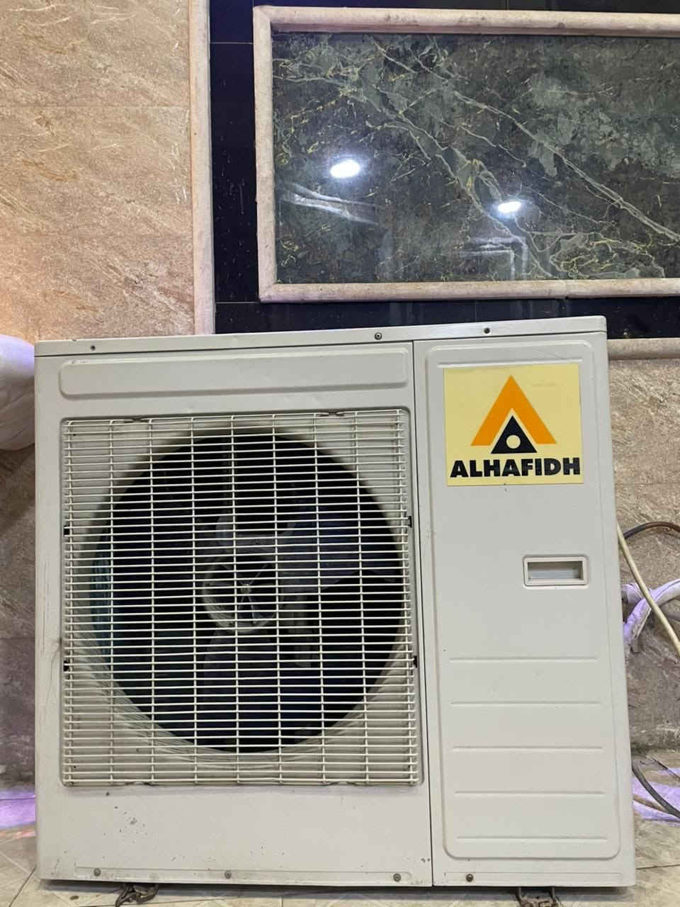 سبلت كنتوري نوعية الحافظ 3طن كلش نظيف تبريد جدا قوي شرط ثلج السعر 750الف *********** بابل مركز مدينه
