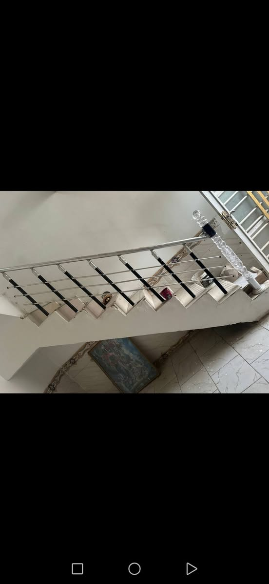 بيت للايجار ٥٠م بيت جديد ونظيف وقريب ع شارع العام والسوق 
مقابيل قرية الغدير عامود 280 شارع المطحنة 
واتساب
***********
اتصال
***********
