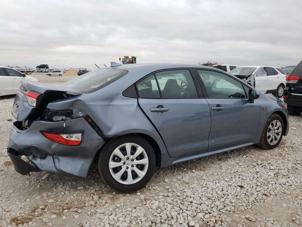 كورلا 24le
وارد امريكي بانزين محرك 2000
تعديل بارد فقط بدون صبغ 
السعر 148
***********
