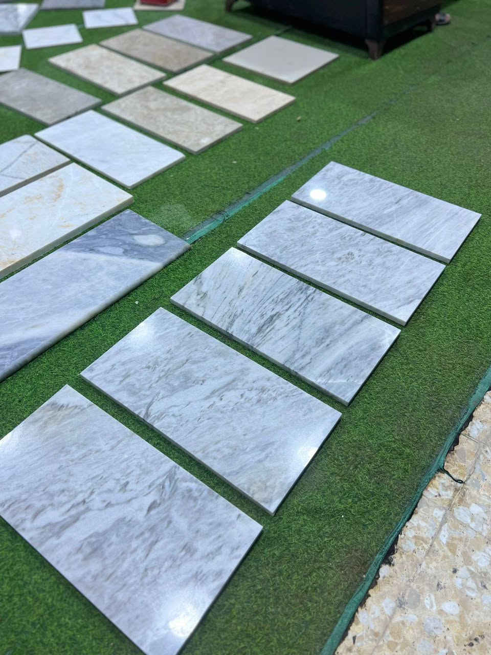 بسم الله 

#_تحيه_طيبه_زبائننا_الكرام 
⚫ نعلن عن تجهيز #_المرمر الايراني ذو مواصفات عالية  الجودة 💯
⬅️النوع ايراني لايبيد والمده محدوده
⚫ القياسات 60×30
 🥰  والسعر التنافسي ومناسب جداً
💵💸12 دولار 
،👈🏃🏃 سارعوا قبل نفاذ الكمية 
⚫ مستعدون لتجهيز المشاريع الحكومية والأهلية والمكاتب في جميع المحافظات وبأسعار الجمله مناسبة جدا 
 موجود بايه لون بيجي ودللو اعزائي الاعضاء 
⬅️ملاحظة يوجد خدمة توصيل لكل المحافظات وبأسعار حسب الكميه 
أو الاتصال على الارقام التاليه📠
📞.  ***********
📞.  ***********
