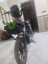دراجه شحن جديده بس عطلت تشتغل ما تمشي سعره 200  .  07800801805