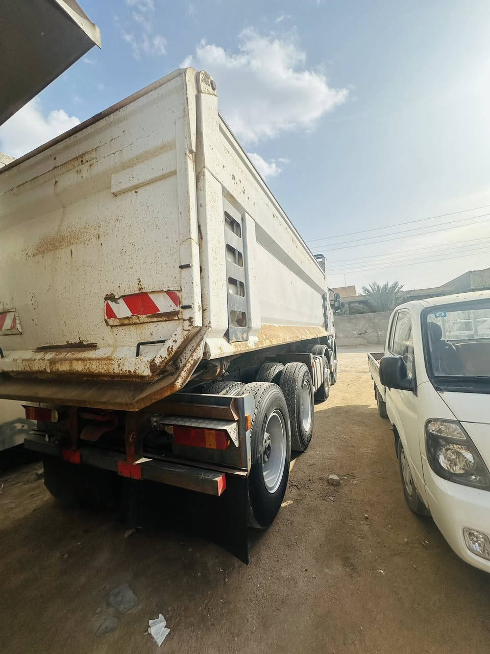 لبيع سياره قاطره مقطوره بل سنويه ما مربوطه سرائيلي مكفوله كفاله عامه مكينه 440 عكرب بلادي مجموعه٢٨ ذرعت الراس ٢٤ ذرعت المقطوره ٢٨ وزن السياره الكلي ٢٤ طن***********
