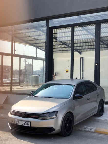 للبيع جيتا 2014 سعر 100🔒شراي يتصل ***********
محرك 2.0 تنفس طبيعي محرك كير بشرط نضيف ما ملعوب بي سياره كامله متحتاج مصرف موصل
