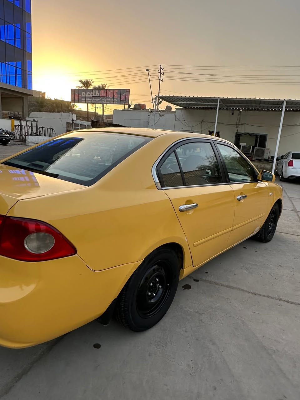 السلام عليكم
اوبتما 2008 خليجي
مصفره هيه وغرامات
رقم انكليزي 
كير ومحرك خير من الله 
تبريد ثلج
تدفئه خير من الله 
مصبوغه عام صبغ جديد 
مداور بنفس اليوم 
حسب القناعه 
تراي وين ميعجبك 
السعر 88  وبيها مجال بسيط
مگلف بلنشر
مامتواجد خاص ***********
