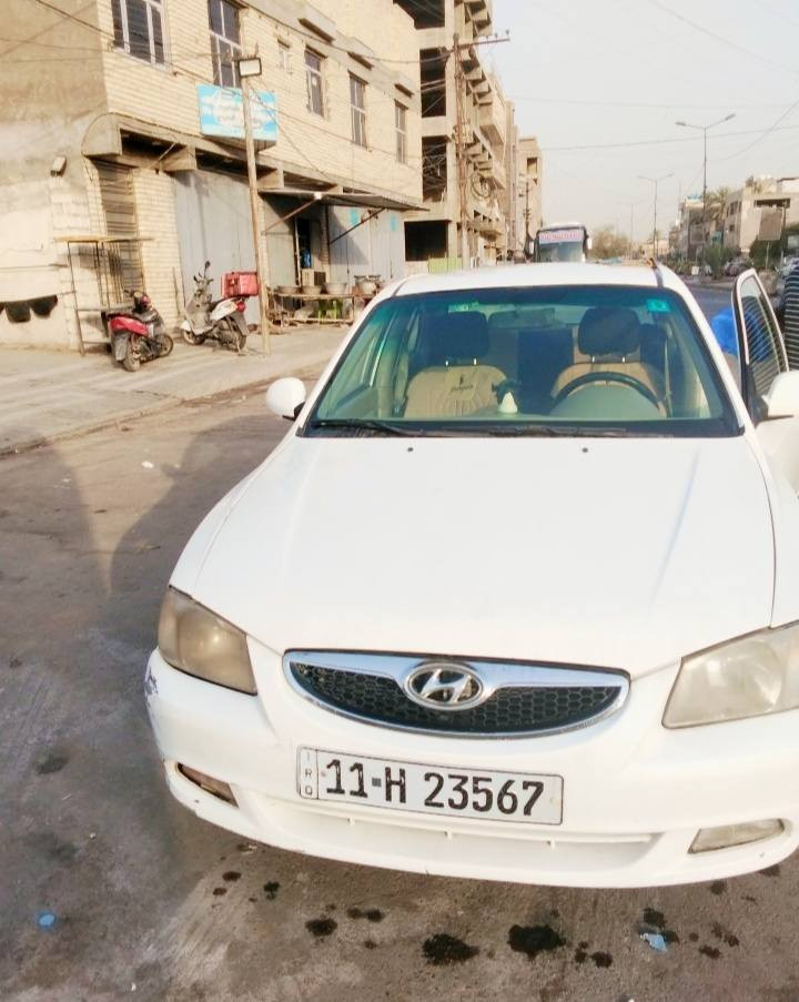 فيرنا هونداي 2011 أوتوماتيك للبيع
السيارة مكفولة من الصبغ والحادث بلادي 

كير ومكينة خير من الله كفالة

رقم انكليزي بغداد

السيارة باسمي هم

السعر 78 وبيها مجال للطيبين

***********
