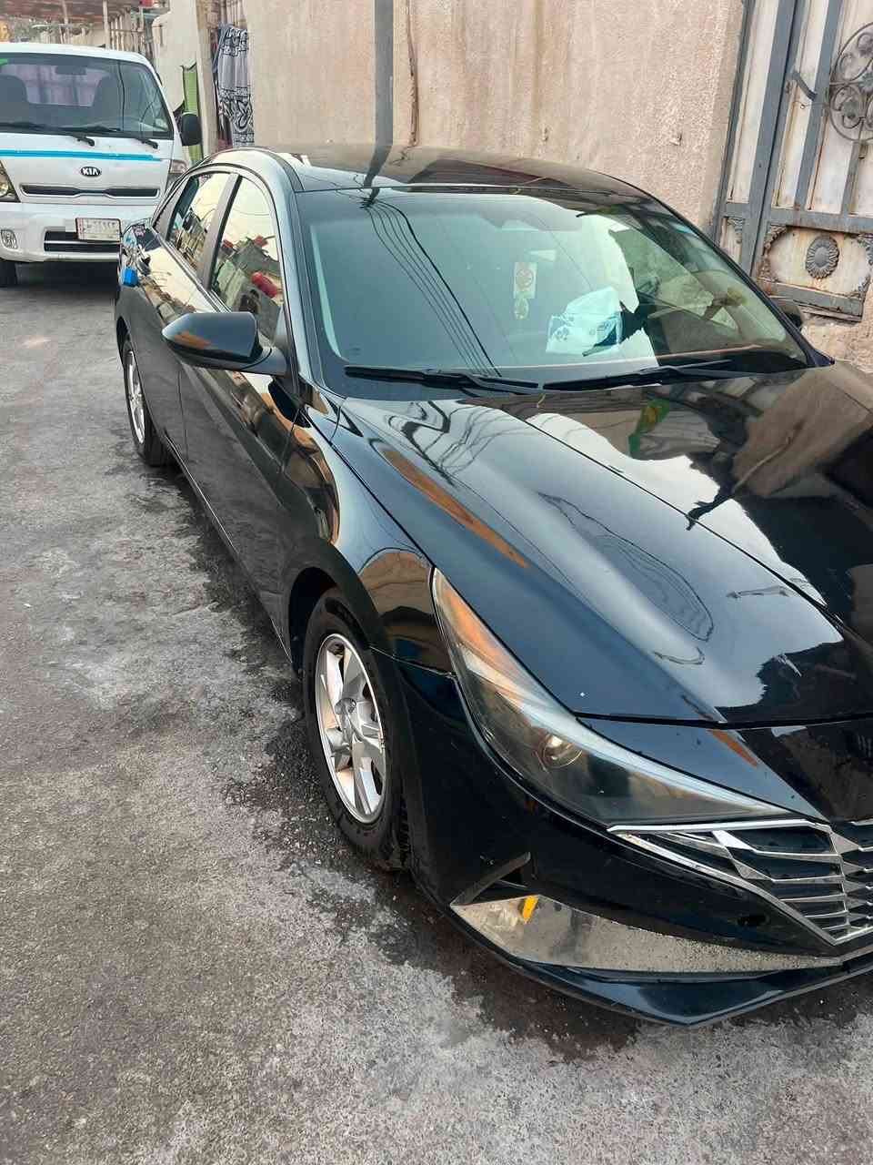 السلام عليكم
النترا وارد امريكي 2021 
معوقين بعد سنه تصير حره حادثها بنيد + بارد چاملق الوره 
وبيها بارد بالباب ما مصلح باقي التفاصيل واضحه بالصوره 
كير مكينه تخم تاير مواصفات رادار امامي جانبي خلفي.  مانع انزلاق. تثبيت سرعه.  تحديد مسار سياقه ذاتيه. تحكمات بصمه ماشيه 90م باقي السعر 110 وبيها مجال بسيط باقي التفاصيل اتصل
مكاني البصره ما متواجد على الفيس 
***********

