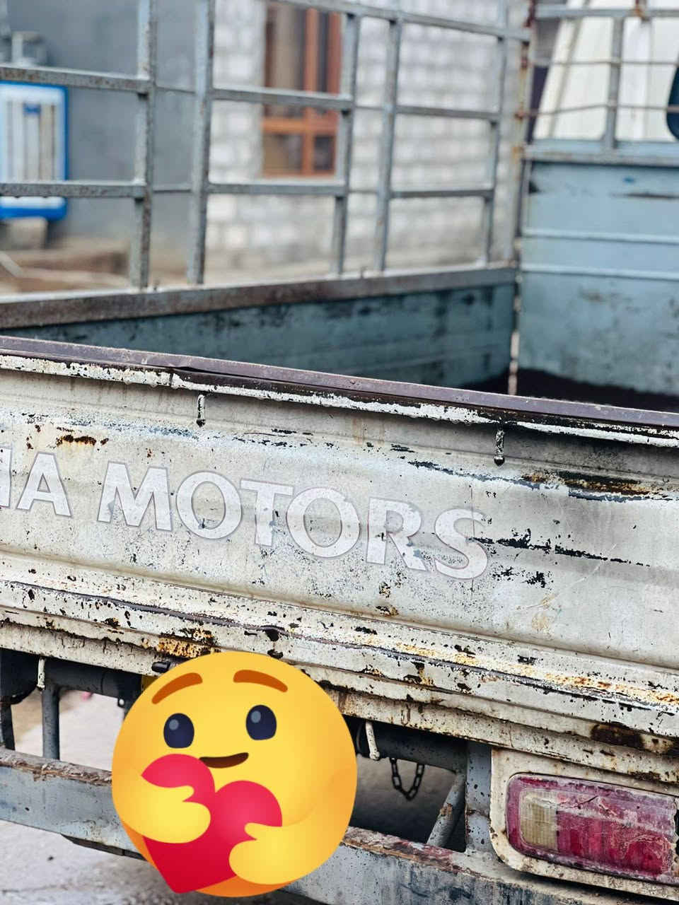 السلام عليكم يوجد كيا بزون للبيع ادوات بدون رقم 
موديل 2002 كير محرك اكسل شرط السياره بدون گصه للاستفسار الاتصال على رقم ***********

السعر 37وبيه مجال
