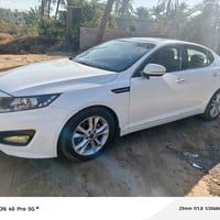 سياره اوبتيما خليجي للبيع موديل 2013 سياره بيها جاملغات اثنين وبنيت بس...