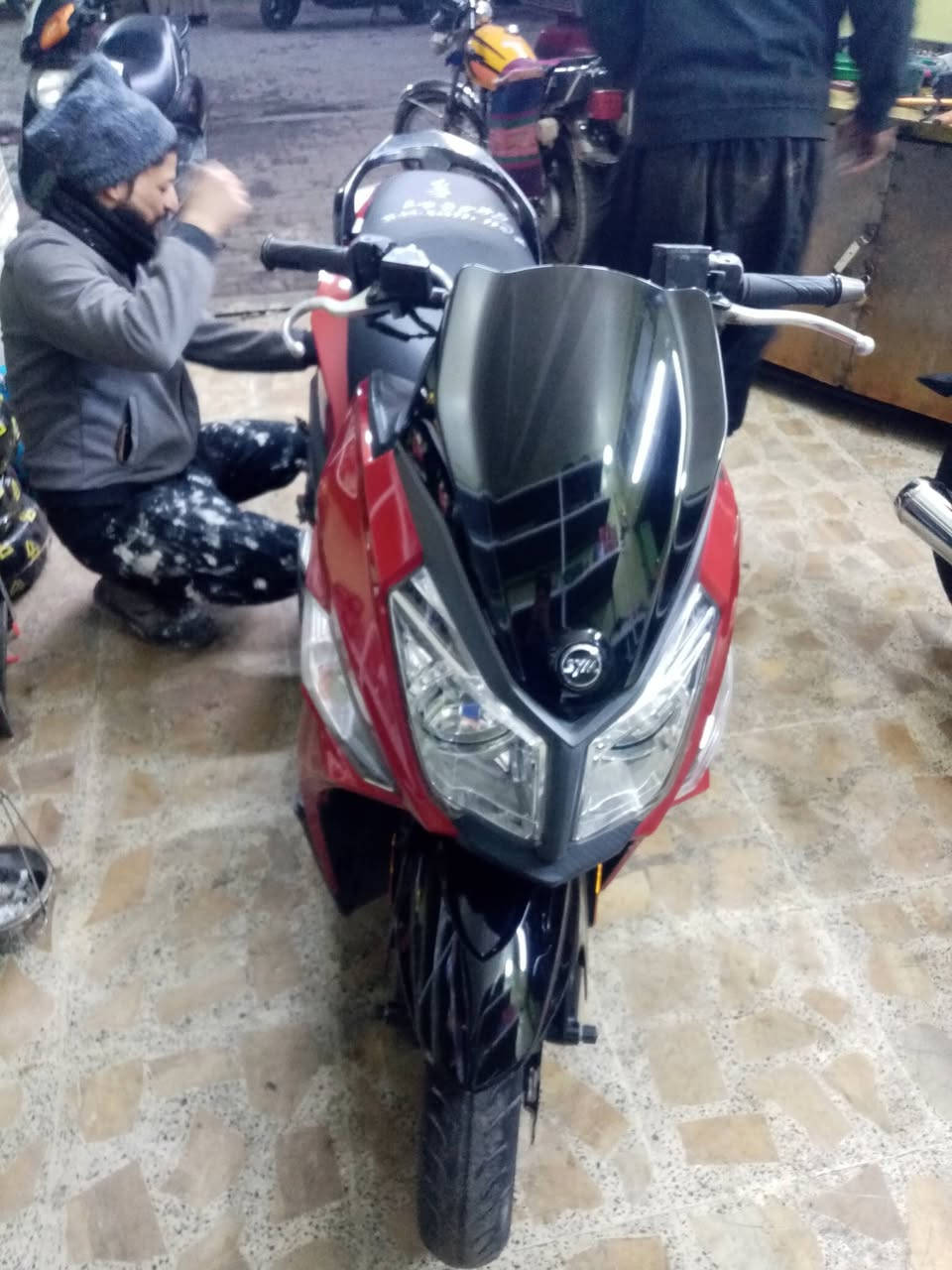 دراجه سيام ١٤٠ وارد كوري السعر ٨٠٠ بيها مجال كوت حي الجهاد***********
